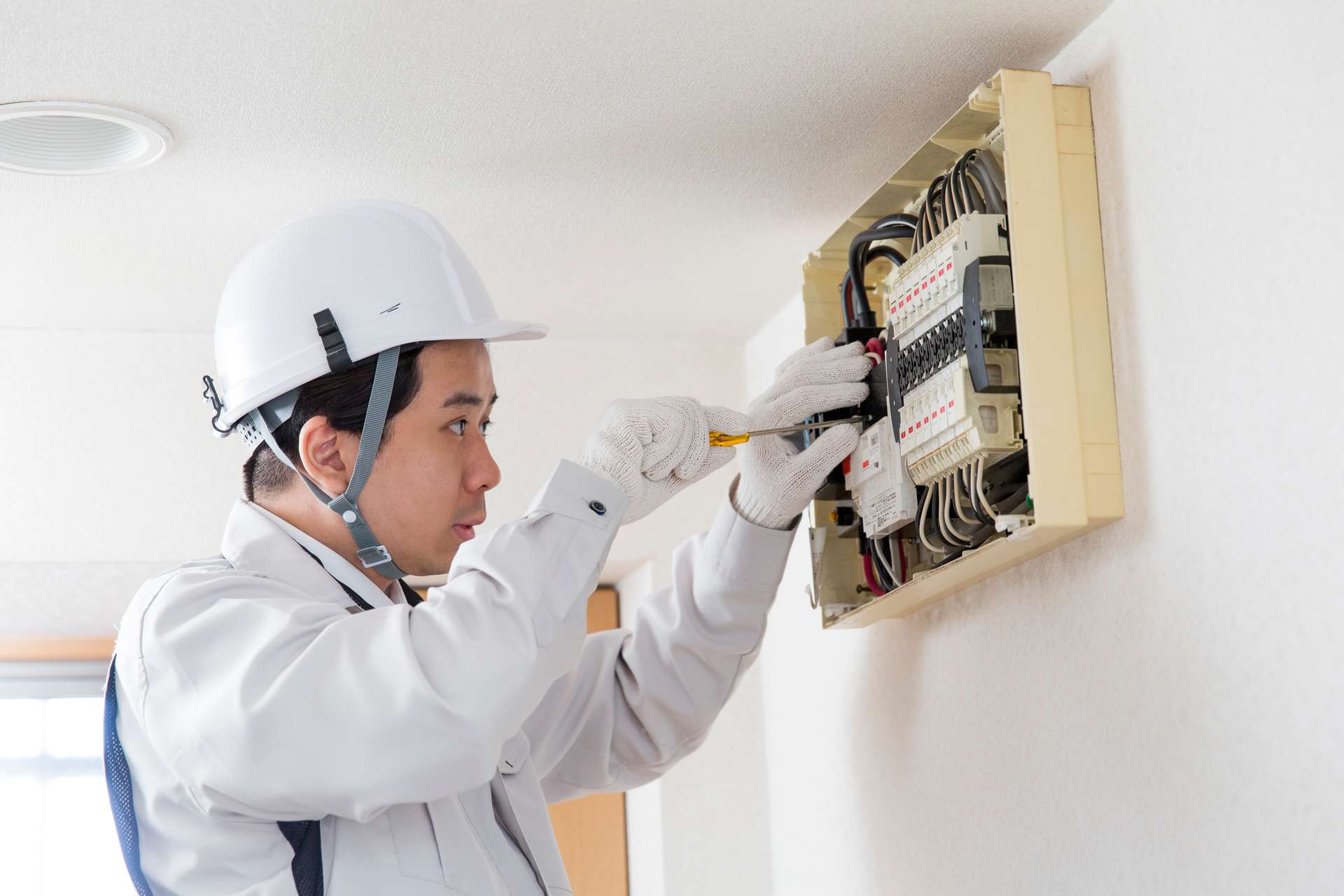業者の施工 | 埼玉県桶川市の電気工事なら株式会社エレクシア